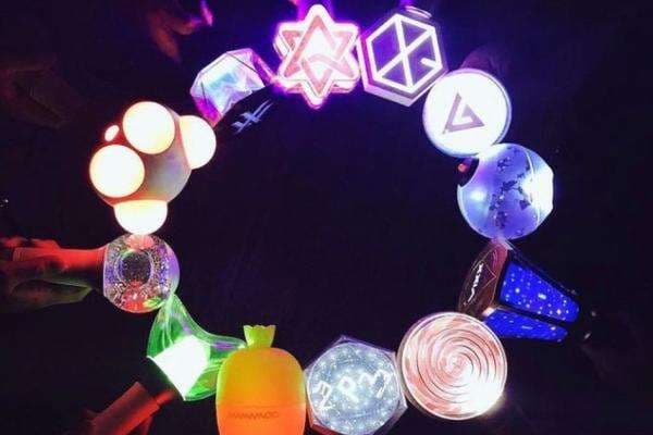 Simak! Ini Barang-barang yang Wajib Dimiliki Penggemar K-Pop