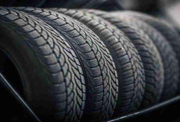 Bolehkah Mengganti Ban Mobil Berbeda-beda Merek? Ini Penjelasannya