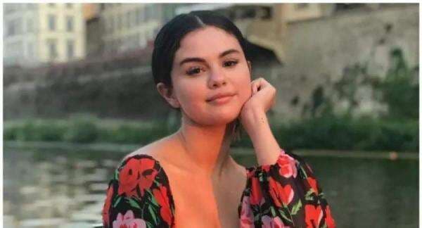 Biodata dan Kekayaan Selena Gomez, dari Nyanyi hingga Bisnis