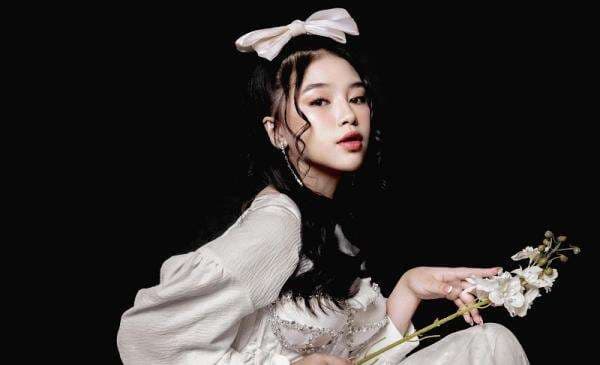 Usai Indonesian Idol Junior, Anneth Delliecia Akhirnya Rilis Album Perdana