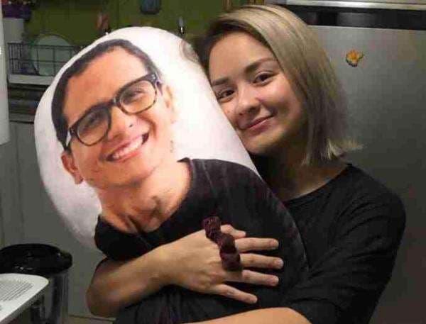 Ultah Ke-35 Tahun, Joanna Alexandra Dapat Kado yang Malah Bikin Nangis! Ultah Ke-35 Tahun, Joanna Alexandra Dapat Kado yang Malah Bikin Nangis!