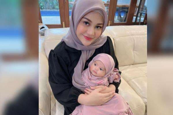 Wajah Ameena Merah-Merah Gegara Dicakar, Atta Halilitar: Nanti Dibedong