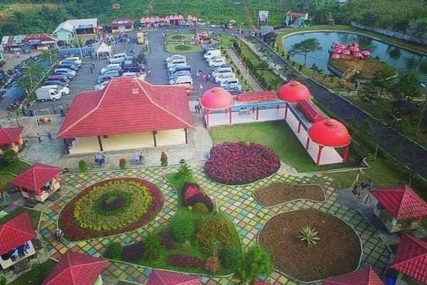 5 Rest Area dengan Fasilitas Menakjubkan, Ada Kebun Stroberi