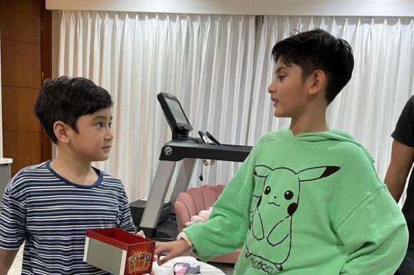 King Faaz Ajak Rafathar Salat Berjamaah, Nagita Slavina: Masya Allah