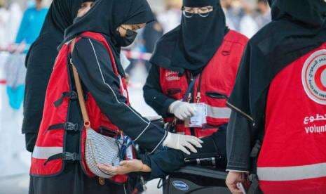 Menjadi Relawan Masjidil Haram, Kegiatan yang Dicintai Warga Arab Saudi