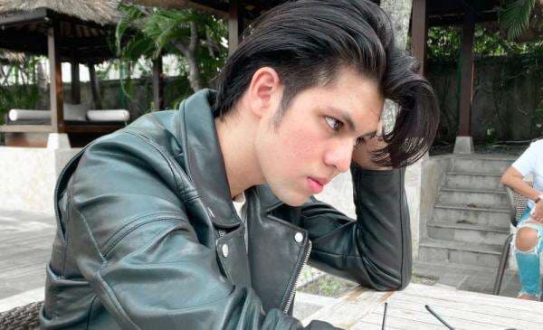 Viral! Pesinetron Ganteng Agoye Mahendra Wajahnya Mirip Galang Rambu Anarki Anak Iwan Fals