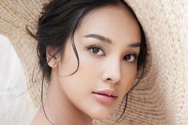 Wajah Polos Anya Geraldine saat Tiduran Jadi Sorotan, Netizen: Cantik Banget