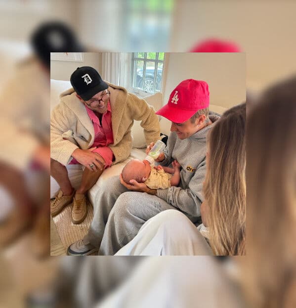 Justin Bieber Siap Menjadi Ayah, Unggah Foto Manis Memeluk Bayi