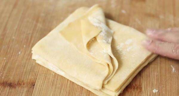 Cara Membuat Kulit Pangsit Goreng dan Rebus