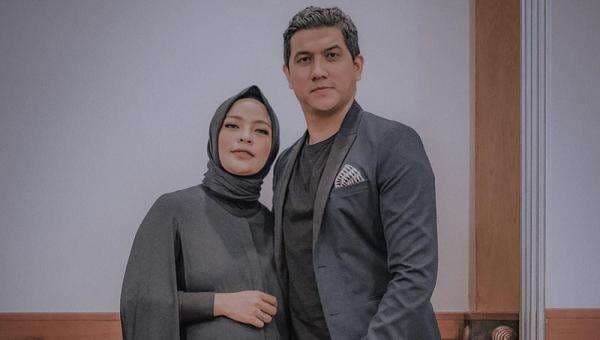 Tantri Kotak Ungkap Keinginan Berhenti Bernyanyi Usai Berhijab, Batal Karena Ini
