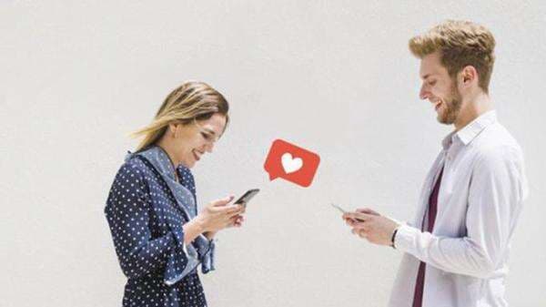 5 Alasan Mengapa Cowok Tak Pernah Chat Duluan saat PDKT, Nomor 3 Bikin Ngenes