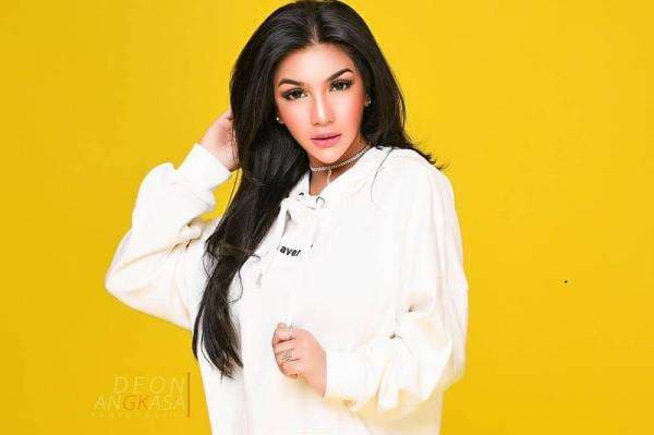 Siva Aprilia Bongkar Urusan Ranjang, Klaim Hilang Perawan di Usia 18 Tahun