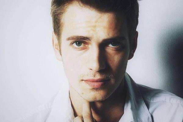 Hayden Christensen Sukses Perankan Darth Vader, Dipuji Pengisi Suara Kartun Star Wars