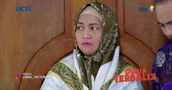 Link Live Streaming Dunia Terbalik 2 Mei 2022: Mak Suha Tanya Kabar Cindy, Esih Cemburu dengan Ikoh