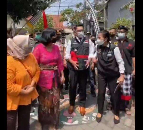 Bangga! Siswi SMA Bali Jadi Ajudan Gubernur Jabar Ridwan Kamil