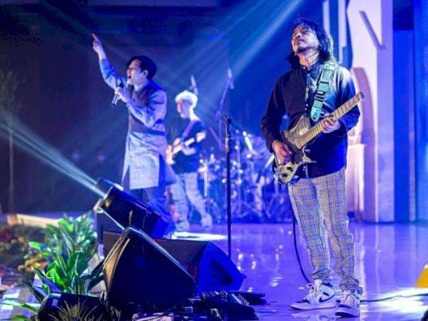 5 Lagu Idul Fitri dan Lebaran dari Musisi Indonesia, Cocok Diputar Saat Terima Tamu 5 Lagu Idul Fitri dan Lebaran dari Musisi Indonesia, Cocok Diputar Saat Terima Tamu