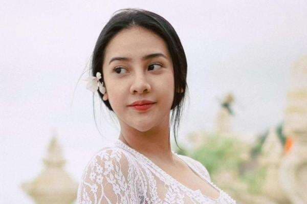 5 OOTD Korean Look ala Artis Indonesia, dari Anya Geraldine hingga Audi Marissa