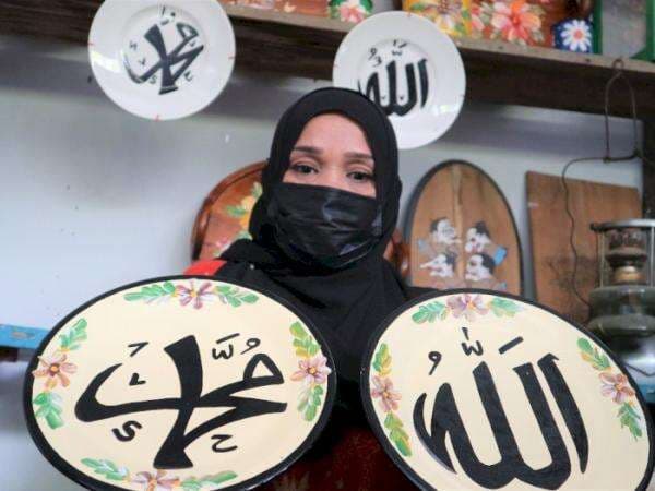 Barang Bekas Disulap Jadi Hiasan Dinding dan Kaligrafi, Peminatnya Sampai Luar Negeri