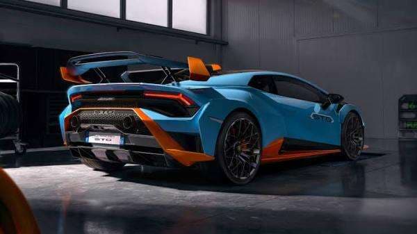Knalpot Valentino Balboni Khusus Untuk Lamborghini Huracan STO