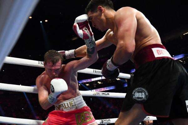 Kejutan Besar, Canelo Alvarez Kalah dan Gagal Rebut Sabuk Juara Dunia