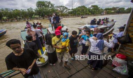 In Picture: Wisata Susur Sungai Martapura di Banjarmasin