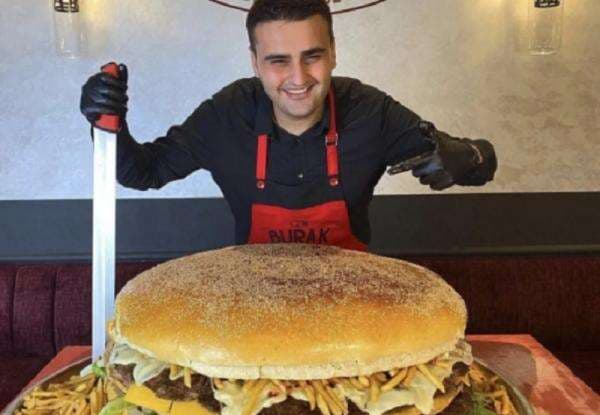 Chef Burak Dikabarkan Sakit Kanker Otak, Benarkah?