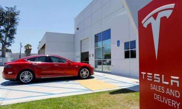 Tesla Recall 130.000 Unit Mobil Listrik Gara-Gara Sistem Hiburan Overheat