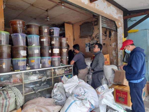 Toko Kecil dari Poris yang Menjaga Peradaban Tembakau