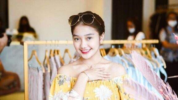 Bak Gak Punya Masalah, Chandrika Chika Pamer Foto Seksi Picu Hujatan Netizen: Mantap Rp20 Juta!