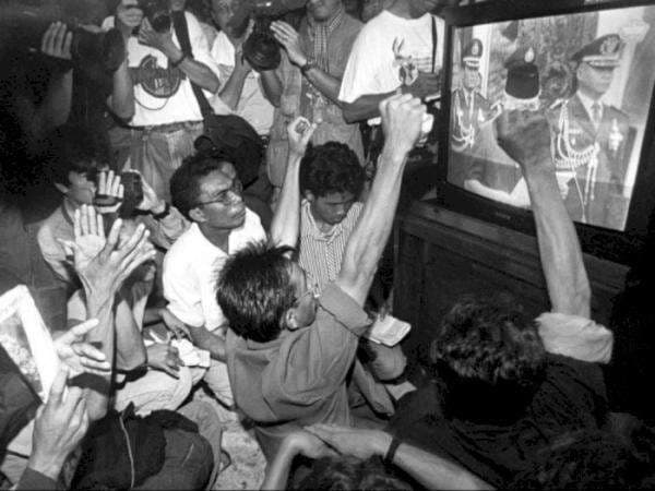 Rentetan Peristiwa Lengsernya Soeharto dari Jabatan Presiden, Sejak Maret hingga Mei 1998