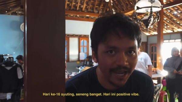 Calvin Jeremy Bongkar Rahasia Saat Syuting KKN di Desa Penari Calvin Jeremy Bongkar Rahasia Saat Syuting KKN di Desa Penari