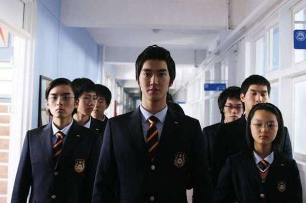 4 Film yang Pernah Dibintangi Choi Siwon, Nomor Terakhir Berkisah Sejarah di China 4 Film yang Pernah Dibintangi Choi Siwon, Nomor Terakhir Berkisah Sejarah di China