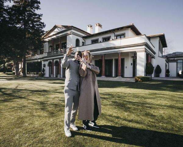 Adele Beli Rumah Baru, Ingin Punya Anak dari Rich Paul
