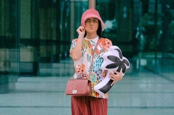 3 Selebgram Sahabat Awkarin Ini Tidak Kalah Sukses di Dunia Hiburan, Sarah Gibson Jadi Sorotan