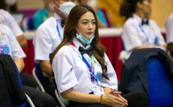 Setelah Madam Pang, Wakil Ketua Kick Boxing Thailand Ini Curi Perhatian Netizen di SEA Games 2021