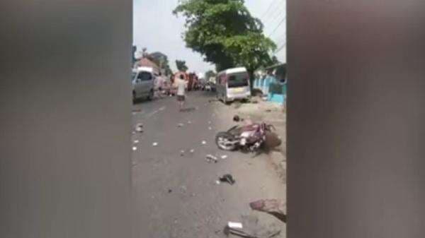 Polisi Masih Dalami Penyebab Kecelakaan Elf Maut di Purwasari Karawang