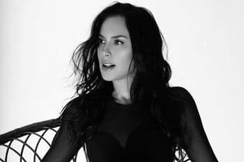 12 Artis Indonesia yang Punya Kembaran Artis Hollywood