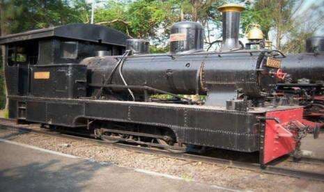 Heritage: Lokomotif B22, Gunakan Bahan Bakar Kayu Jati atau Batu Bara