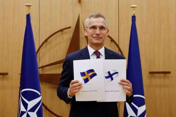 Finlandia dan Swedia Resmi Mendaftar sebagai Anggota NATO