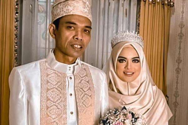 Biodata dan Profil Istri Ustadz Abdul Somad yang Berhasil Curi Perhatian Publik.