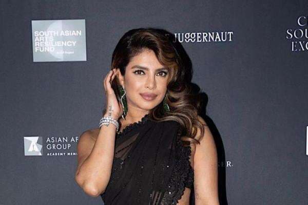 5 Artis India dengan Pengikut Instagram Terbanyak, Priyanka Chopra hingga Deepika Padukone