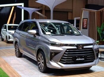 Ini Ukuran Mobil Avanza dan Ukuran Standar Garasinya