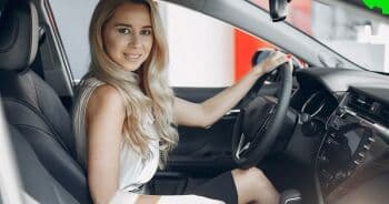 5 Rekomendasi Mobil Untuk Wanita, Mungil tapi Tangguh