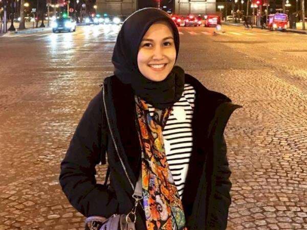 Viral Foto Mimi Bayuh saat Muda Mirip Ayu Ting Ting, Netizen: Raffi Suka yang Mungil