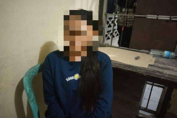 Terlanjur Buka Celana, Wanita Ini Panik Digerebek saat Ditindih Pria Selingkuhan