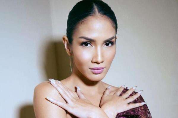 Aulia Sarah si Badarawuhi Tampil Apik Berbusana Tradisional Modern, Netizen: Kostum Hangout Boleh Juga