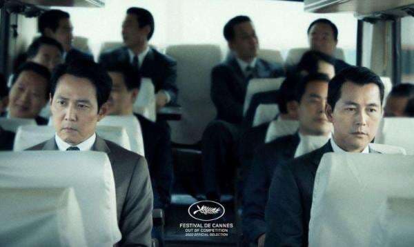 Film Hunt Rilis Trailer Terbaru, Tampilkan Aksi Menegangkan Lee Jung Jae dan Jung Woo Sung