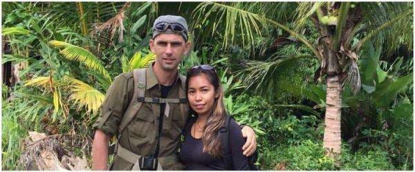 13 Cara Prada ibu Andrew Kalaweit bikin pizza rumahan, pakai tungku