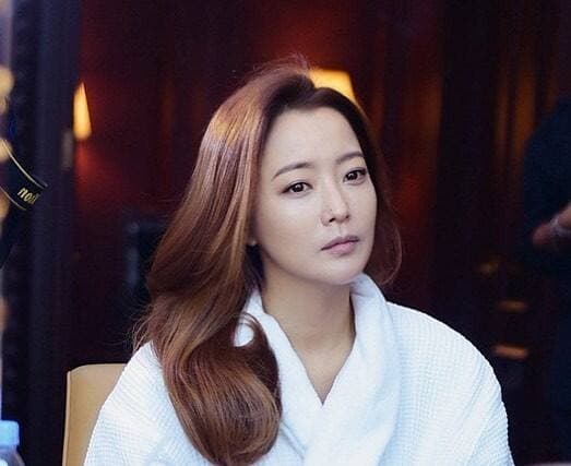 Biodata dan Profil Kim Hee Sun, Pemain Drama Tomorrow yang Jadi Perbincangan Penonton