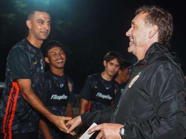 Tiba di Jakarta, Thomas Doll Langsung Pimpin Latihan Persija